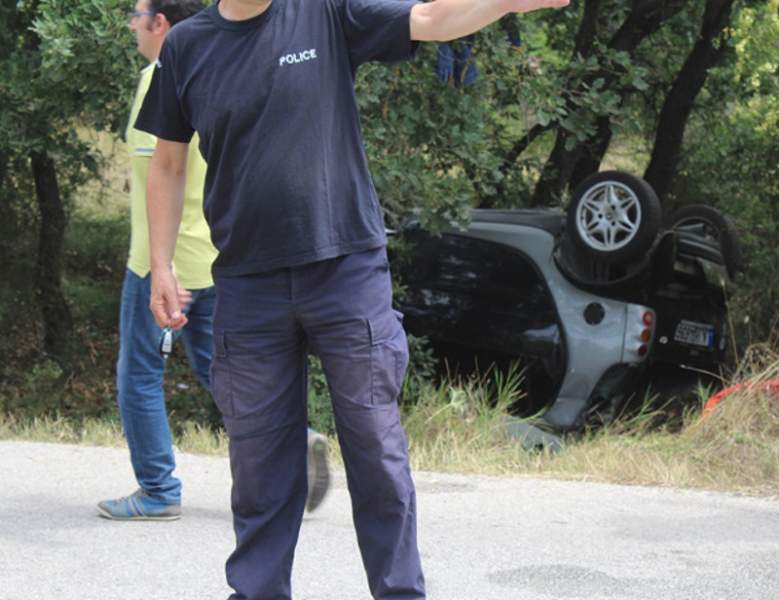 Το αυτοκίνητο της άτυχης γυναίκας αναποδογύρισε- φωτογραφίες naxitis.gr